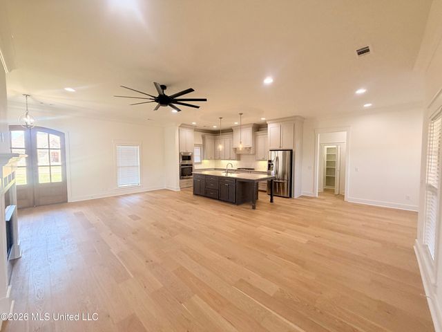 337 Bullock Circle, Richland, MS 39218