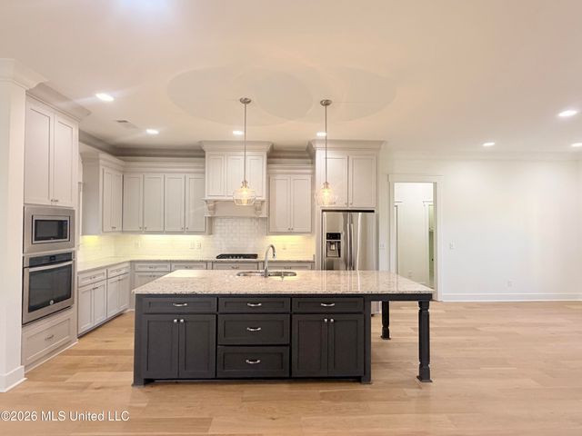 337 Bullock Circle, Richland, MS 39218
