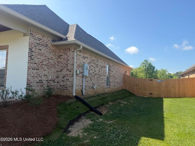 337 Bullock Circle, Richland, MS 39218