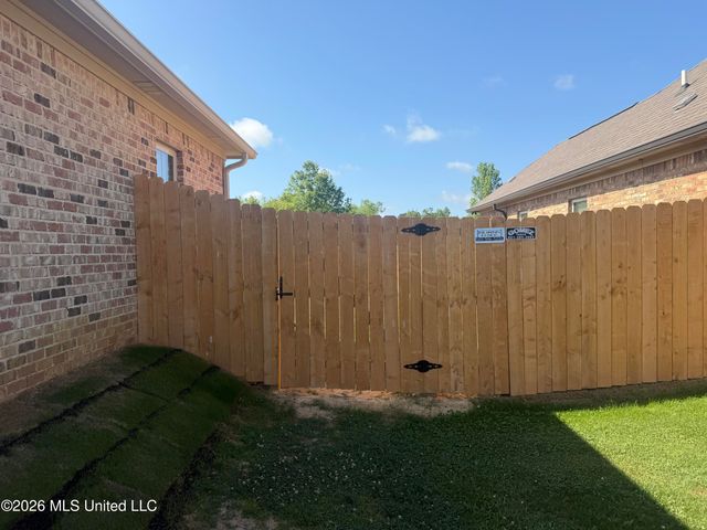 337 Bullock Circle, Richland, MS 39218