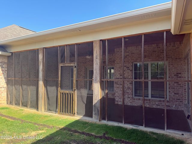 337 Bullock Circle, Richland, MS 39218