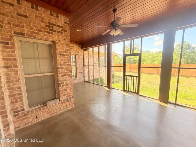 337 Bullock Circle, Richland, MS 39218