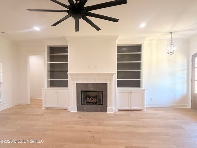 337 Bullock Circle, Richland, MS 39218