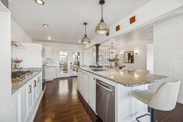 2904 Birds Mill Road, Chattanooga, TN 37404