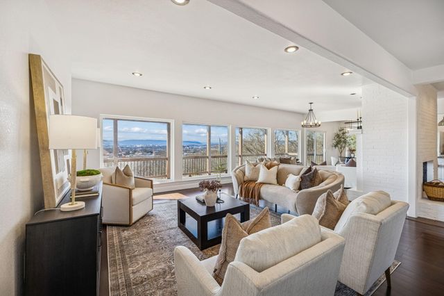 2904 Birds Mill Road, Chattanooga, TN 37404