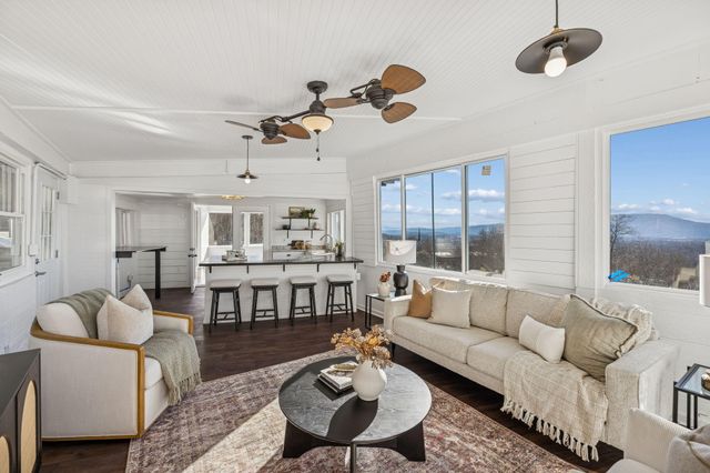 2904 Birds Mill Road, Chattanooga, TN 37404