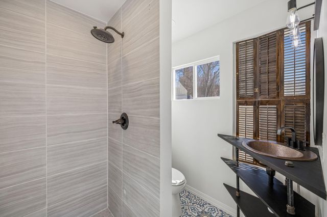 2904 Birds Mill Road, Chattanooga, TN 37404