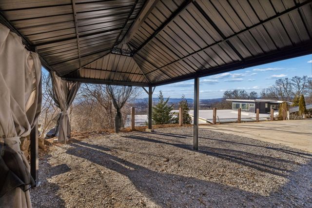 2904 Birds Mill Road, Chattanooga, TN 37404