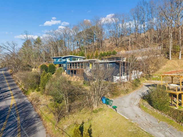 2904 Birds Mill Road, Chattanooga, TN 37404