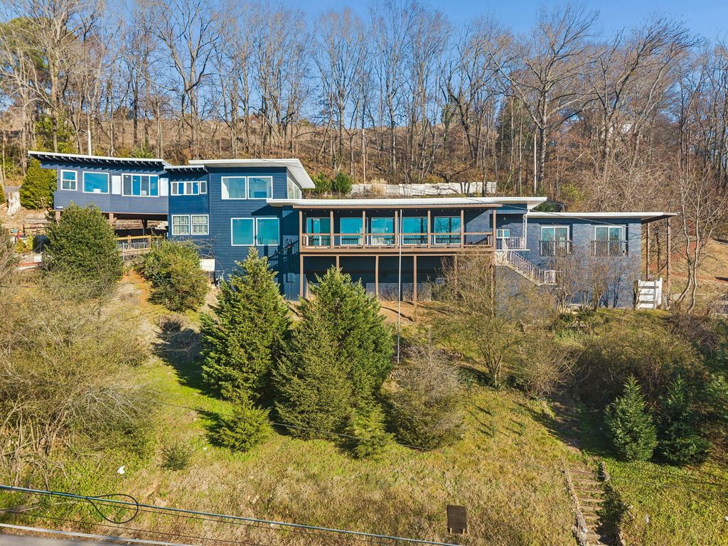 2904 Birds Mill Road, Chattanooga, TN 37404