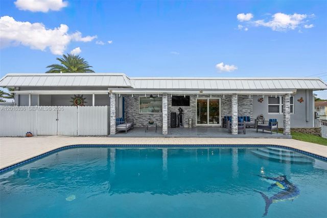 2918 Cleveland St, Hollywood, FL 33020
