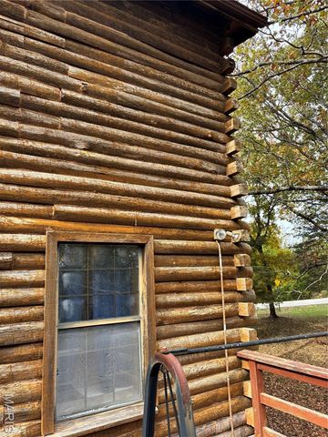 9740 Ridgecrest Drive, Hillsboro, MO 63050