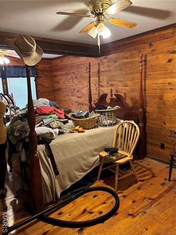 9740 Ridgecrest Drive, Hillsboro, MO 63050