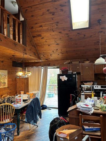 9740 Ridgecrest Drive, Hillsboro, MO 63050