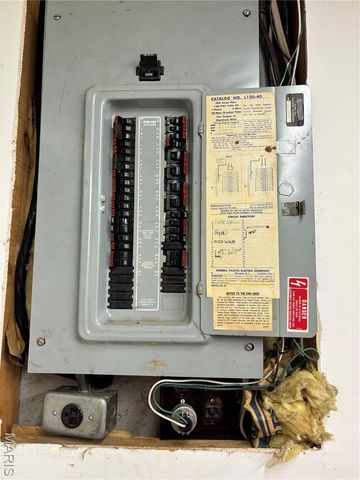 9740 Ridgecrest Drive, Hillsboro, MO 63050