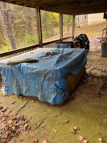 9740 Ridgecrest Drive, Hillsboro, MO 63050