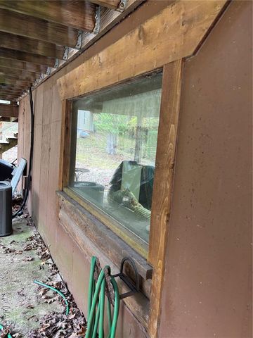 9740 Ridgecrest Drive, Hillsboro, MO 63050