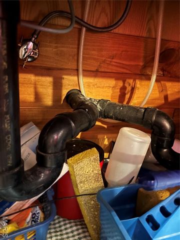 9740 Ridgecrest Drive, Hillsboro, MO 63050