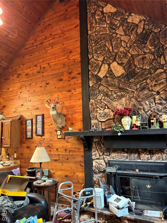 9740 Ridgecrest Drive, Hillsboro, MO 63050