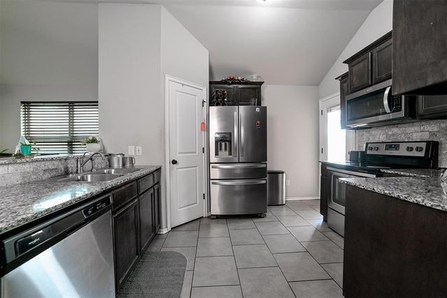 19825 Brunswick Court, Edmond, OK 73012