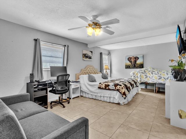 5209 Coconut Boulevard, The Acreage, FL 33411