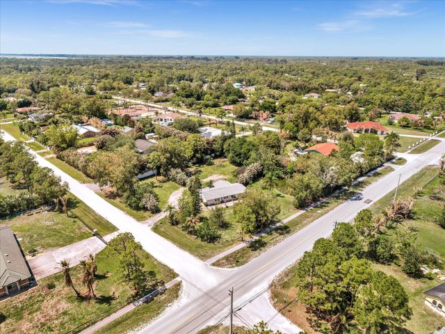 5209 Coconut Boulevard, The Acreage, FL 33411