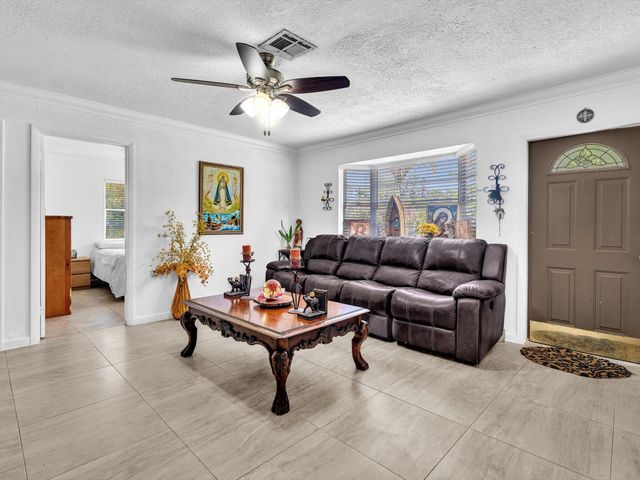 5209 Coconut Boulevard, The Acreage, FL 33411