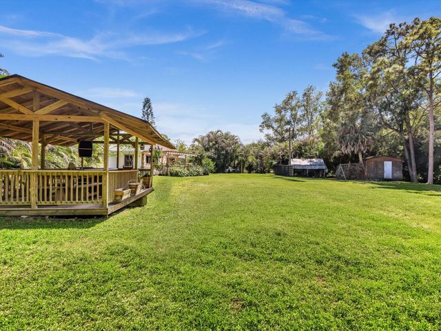 5209 Coconut Boulevard, The Acreage, FL 33411