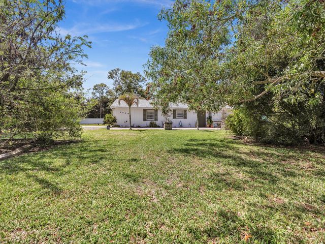 5209 Coconut Boulevard, The Acreage, FL 33411