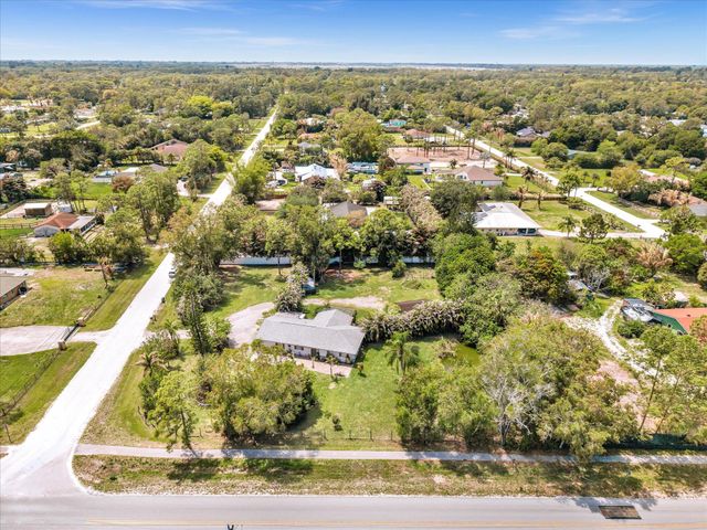 5209 Coconut Boulevard, The Acreage, FL 33411