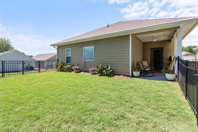 143 Windmill Way, Carrollton, GA 30117
