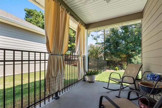 143 Windmill Way, Carrollton, GA 30117