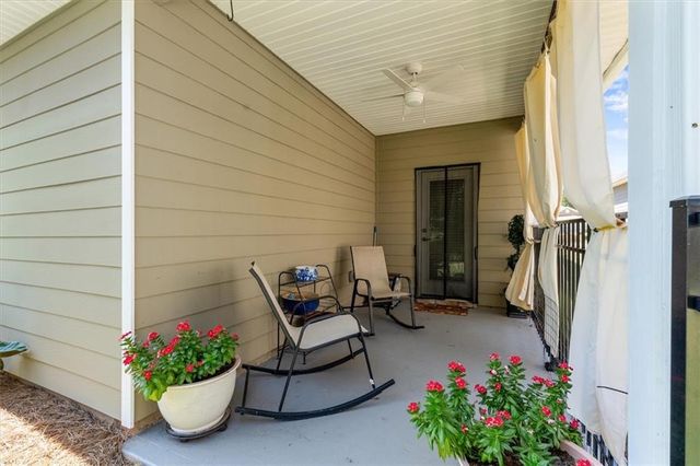 143 Windmill Way, Carrollton, GA 30117