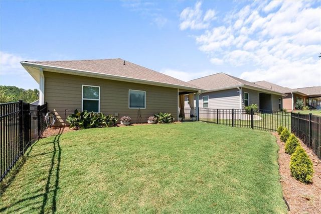 143 Windmill Way, Carrollton, GA 30117