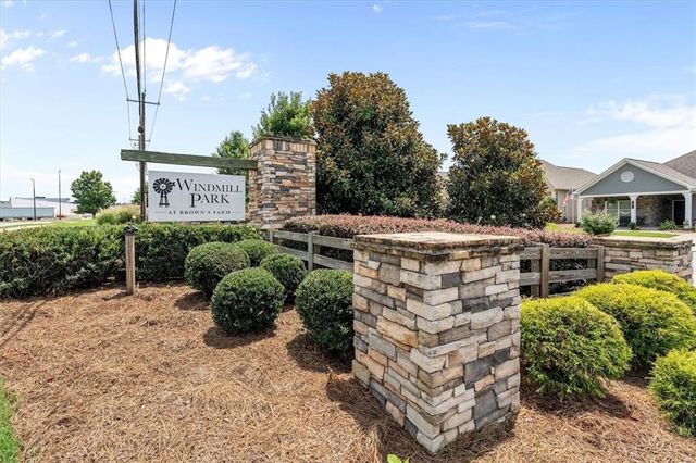 143 Windmill Way, Carrollton, GA 30117