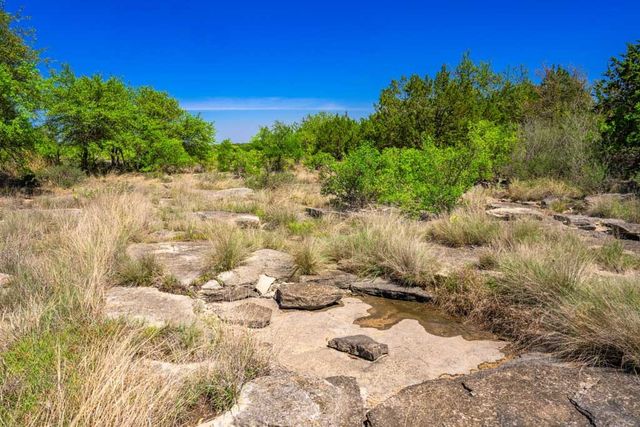 853 Elm Ridge, Fredericksburg, TX 78624