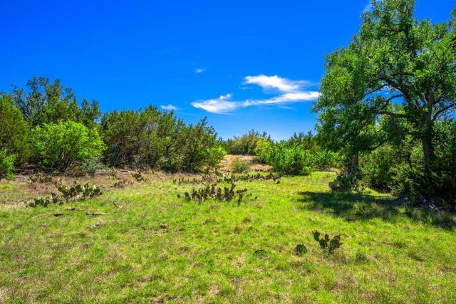 853 Elm Ridge, Fredericksburg, TX 78624