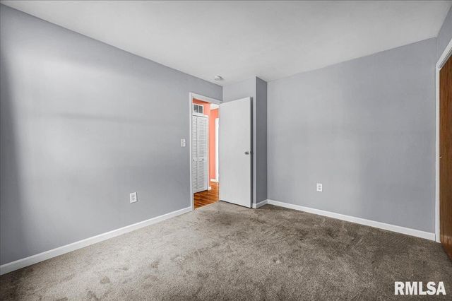 1818 VICTORIA Drive, Pekin, IL 61554