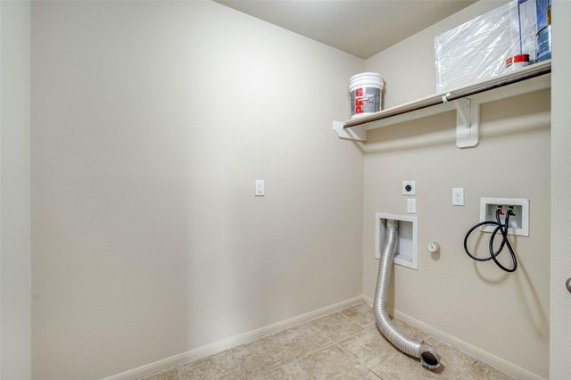 9210 Rustling Manor Lane, Richmond, TX 77407