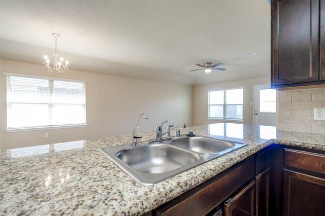 9210 Rustling Manor Lane, Richmond, TX 77407