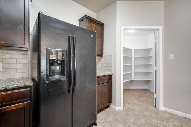 9210 Rustling Manor Lane, Richmond, TX 77407