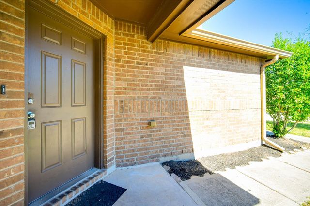 9210 Rustling Manor Lane, Richmond, TX 77407