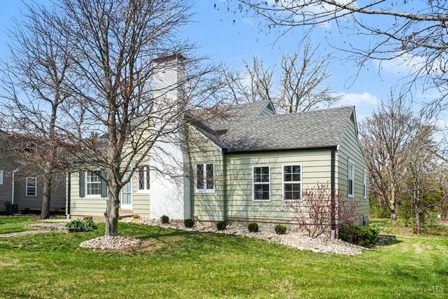 282 W Kemper Road, Springdale, OH 45246