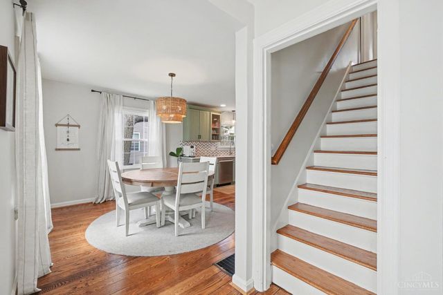 282 W Kemper Road, Springdale, OH 45246