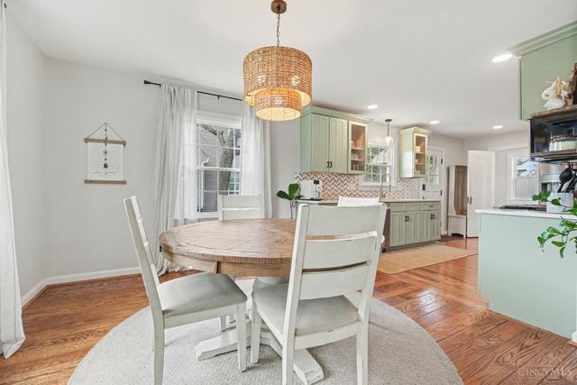 282 W Kemper Road, Springdale, OH 45246