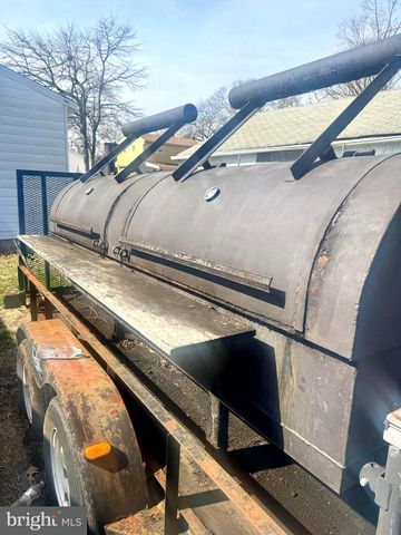 2591 HADDONFIELD RD, Pennsauken, NJ 08110