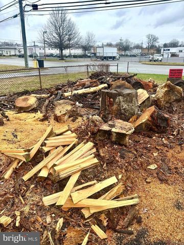 2591 HADDONFIELD RD, Pennsauken, NJ 08110