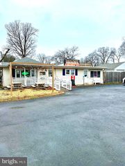 2591 HADDONFIELD RD, Pennsauken, NJ 08110