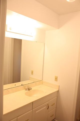 1316 Carol Ann Dr, Kerrville, TX 78028