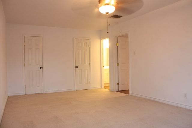 1316 Carol Ann Dr, Kerrville, TX 78028